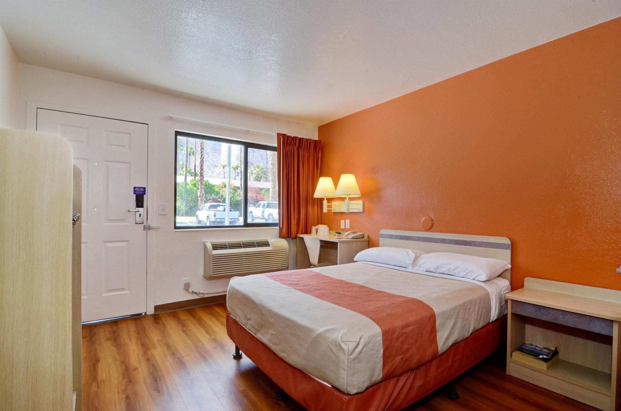 Motel 6-Palm Springs, Ca - East - Palm Canyon Экстерьер фото