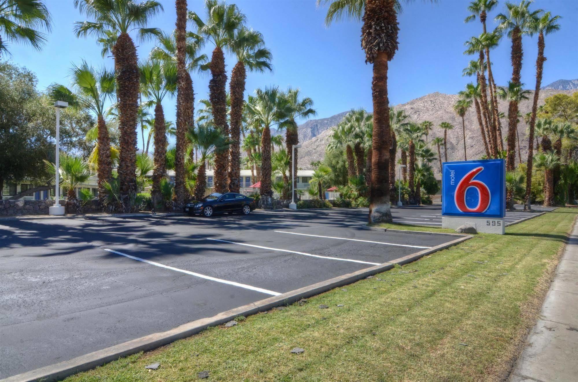 Motel 6-Palm Springs, Ca - East - Palm Canyon Экстерьер фото